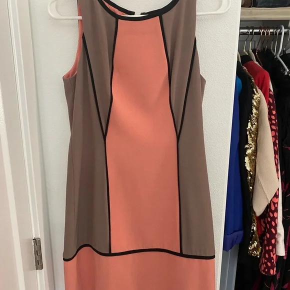 Jessica Simpson size 4 shift dress - Picture 1 of 3